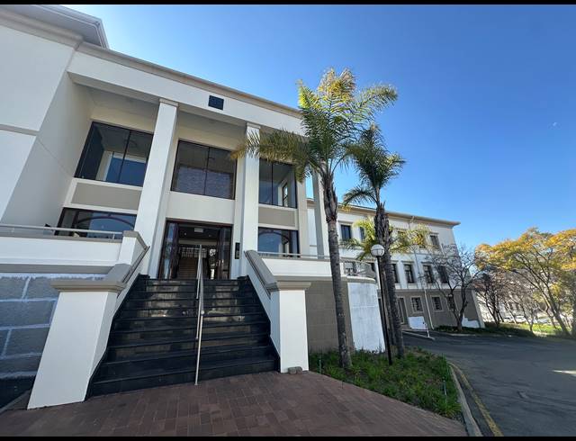 1,627M² OFFICE TO LET IN SANDTON CENTRAL